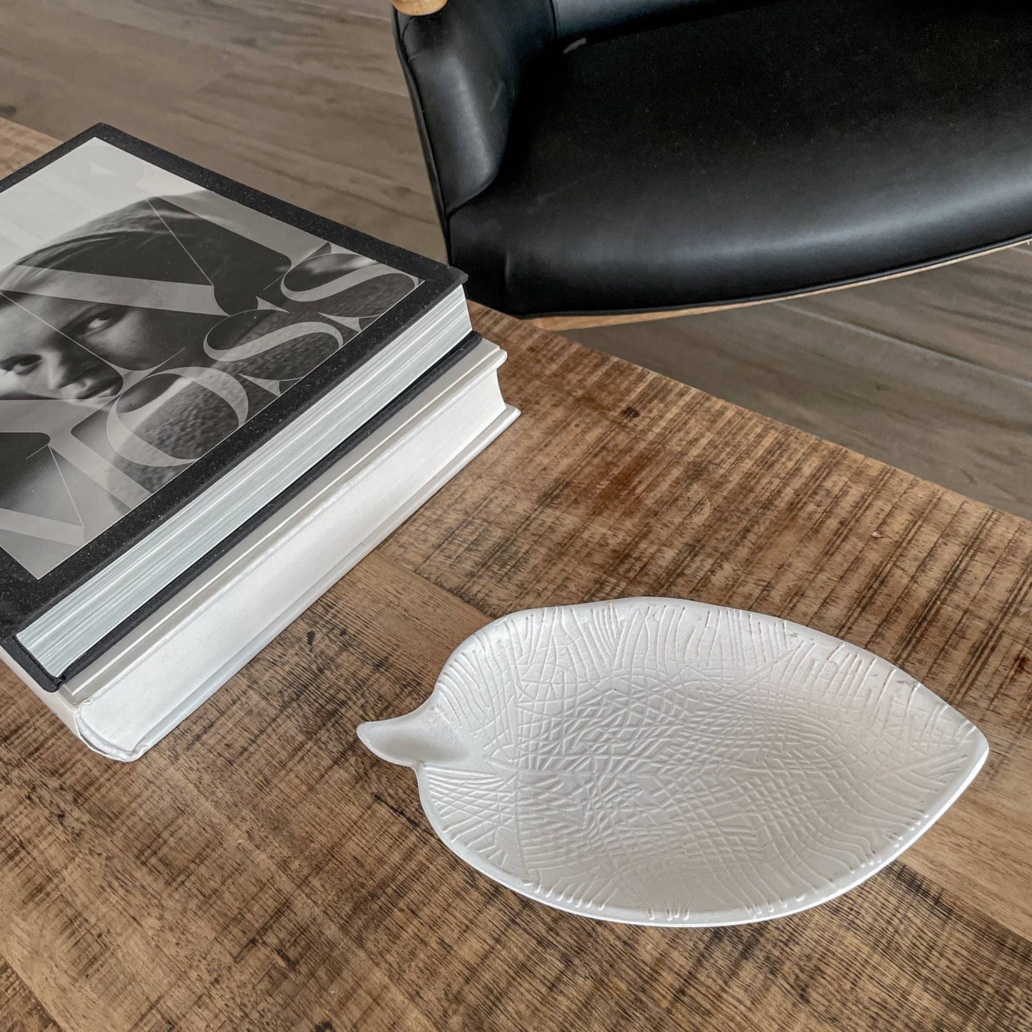 Leaf Wood Tray